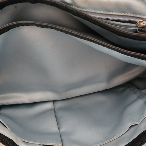 Coach Peyton Signature Shoulder Bag - Picture 9 of 12